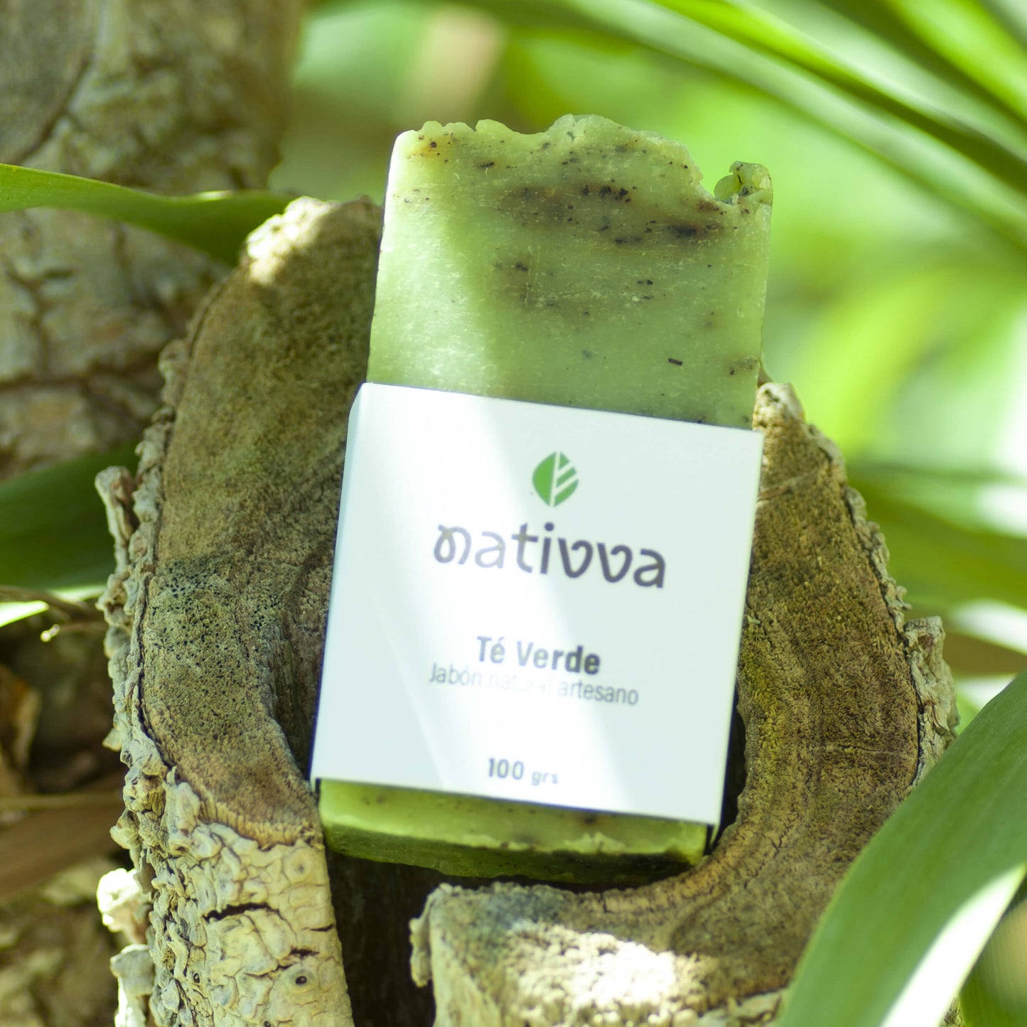 Jabón Sólido de Aceite de Oliva, Árbol del Té y Té Verde 100 g – Artesano