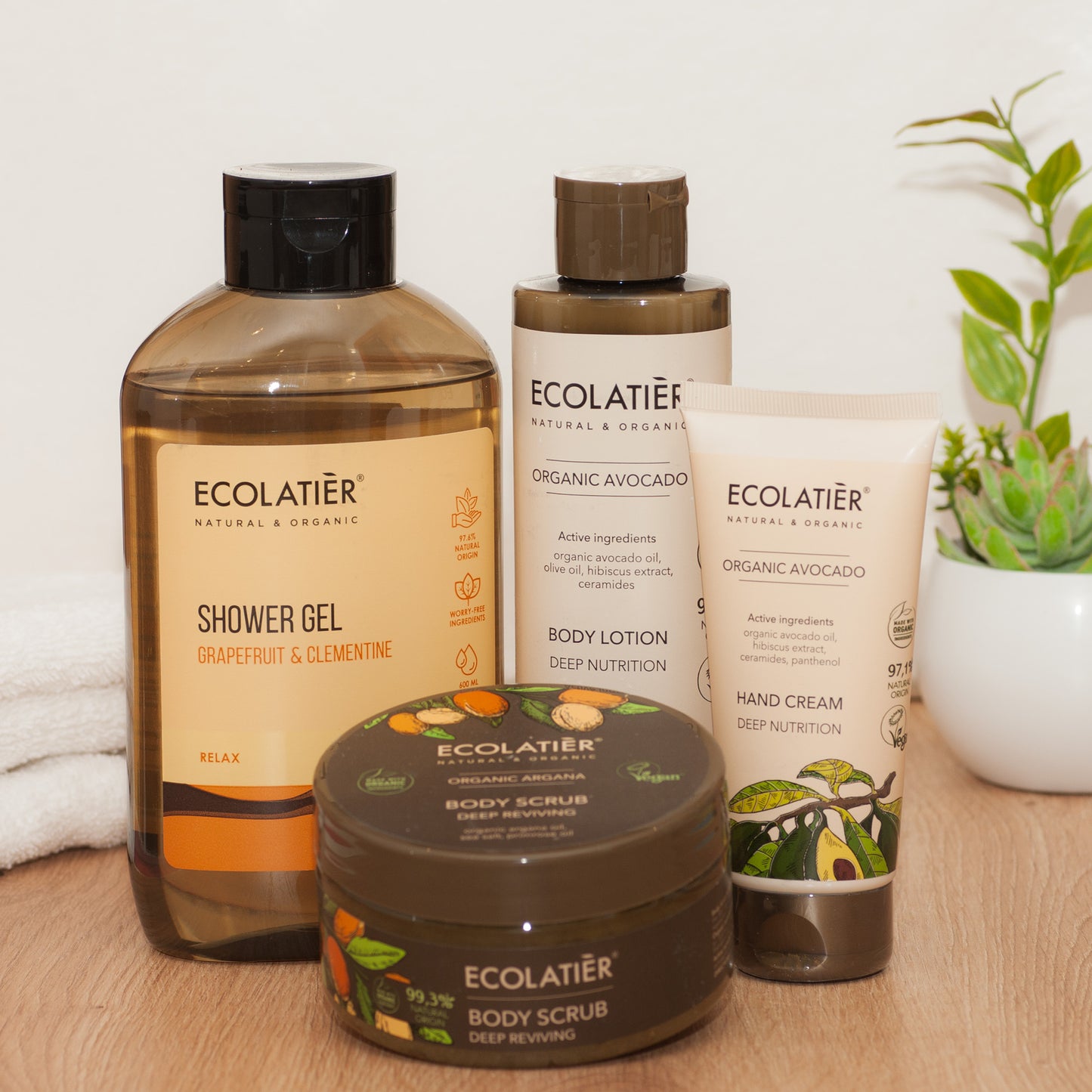 Ritual ducha Completo — limpieza, exfoliación, hidratación corporal y cuidado de manos