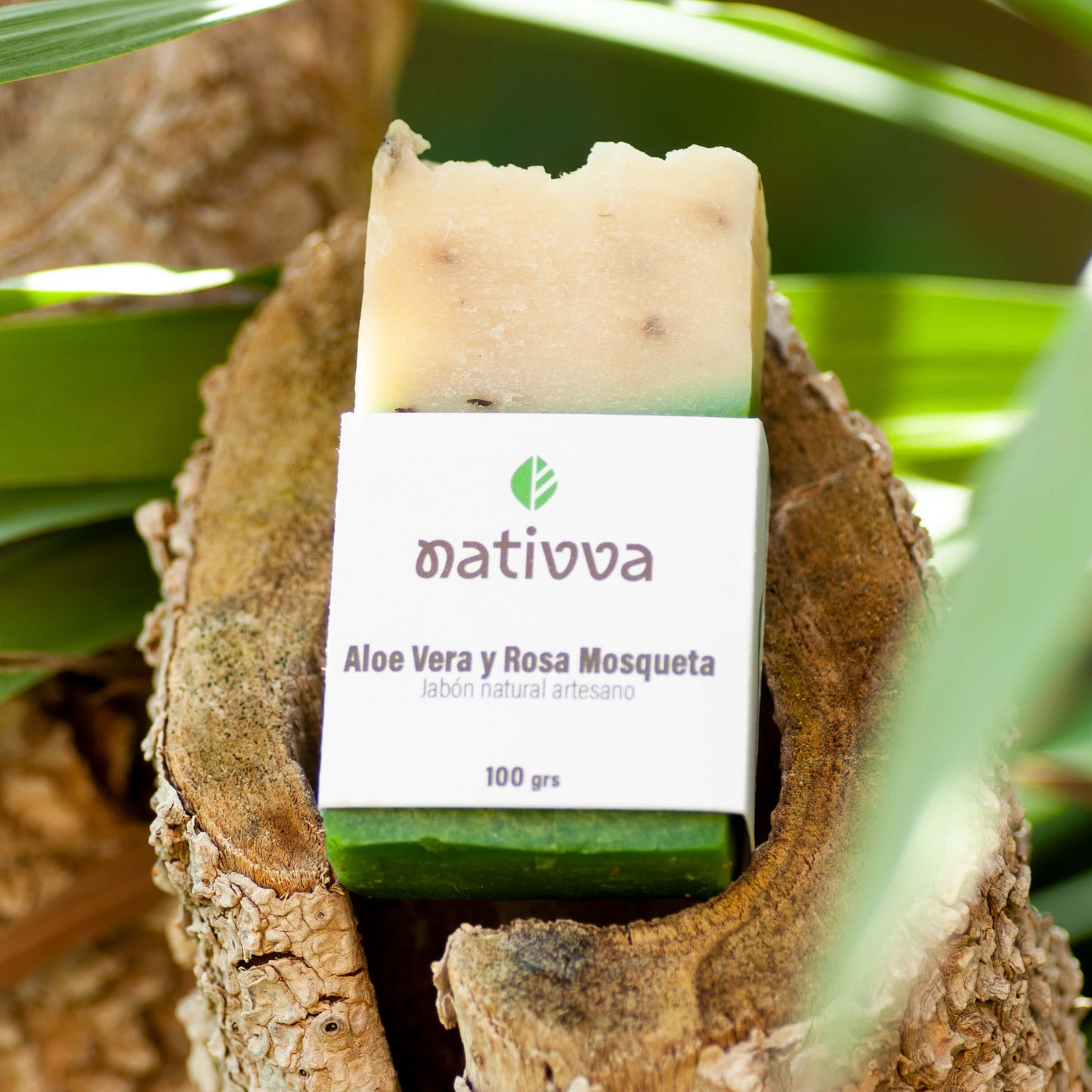 Jabón Sólido Regenerador de Aceite de Oliva, Aloe Vera y Rosa Mosqueta 100 g – Artesano