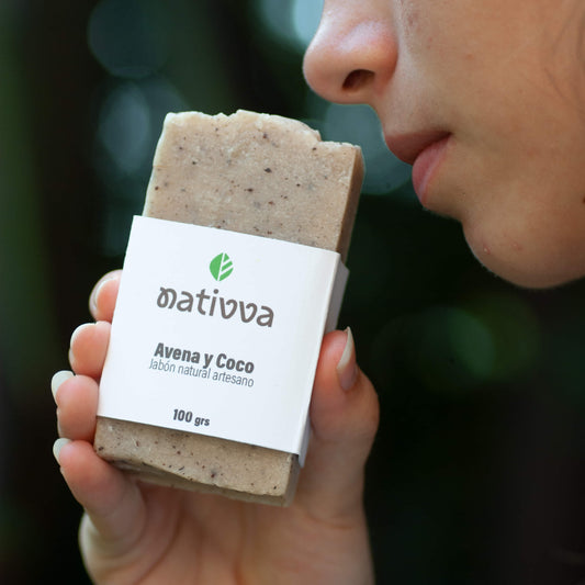 Jabón Sólido Calmante de Aceite de Oliva, Avena y Coco 100 g – Artesano