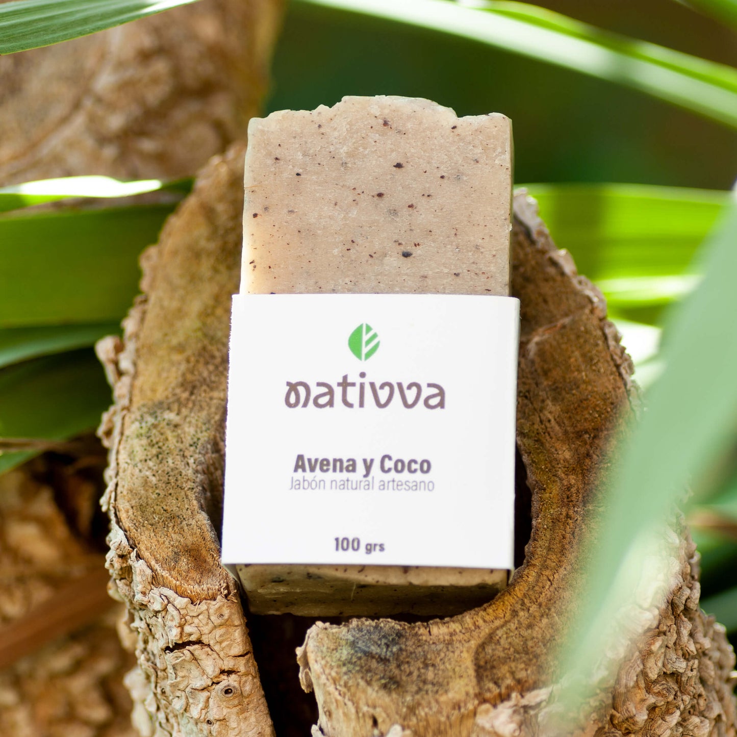 Jabón Sólido Calmante de Aceite de Oliva, Avena y Coco 100 g – Artesano